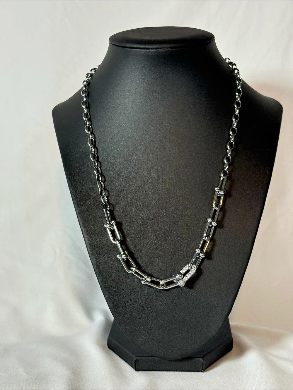 What a moment bomb party necklace